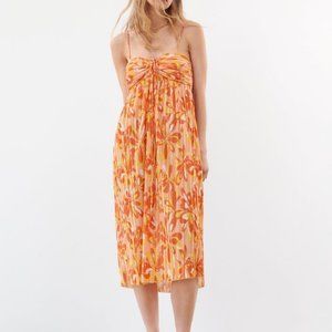 ZARA PRINTED PLEATED DRESS Size M